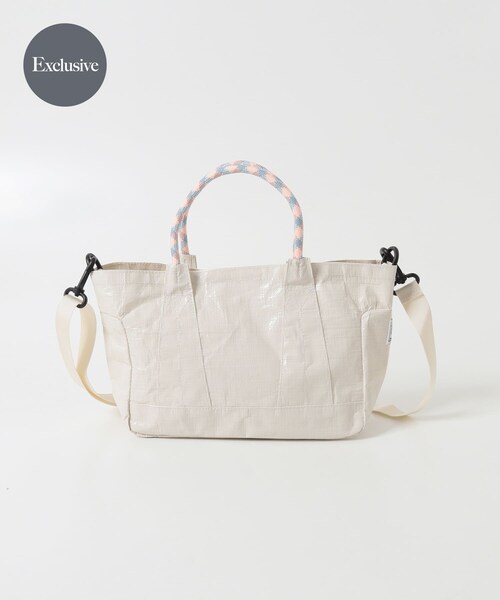 URBAN RESEARCH DOORS(アーバンリサーチドアーズ)の「『別注』TRIFFER×DOORS 2WAYミニショルダーバッグ(ショルダーバッグ・レディース・OFF/NAVY/ORANGE/SILVER・One)」の1枚目の写真