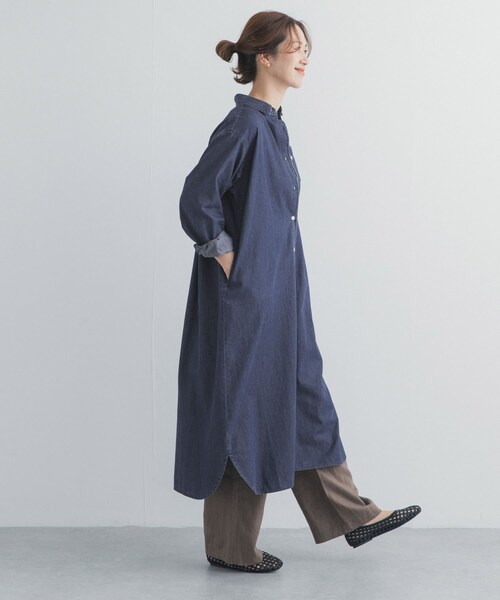 URBAN RESEARCH DOORS(アーバンリサーチドアーズ)の「ライトコットンデニムシャツワンピース(ワンピース・レディース・L.INDIGO/INDIGO・Free)」の15枚目の写真