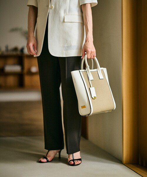 ROPE'（ロペ）の「【E'POR】 I BAG Medium（キャンバスコンビ縦型トートバッグ）（ハンドバッグ・レディース・ブラック系/オフホワイト・F）」の8枚目の写真