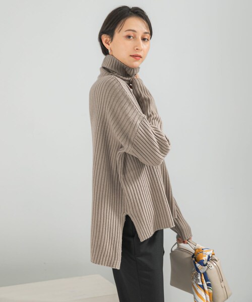 URBAN RESEARCH ROSSO（アーバンリサーチロッソ）の「マシーンウォッシュ ワイドリブニット（ニット/セーター・レディース・GRAY/L/BLUE/MOCHA・Free）」の14枚目の写真