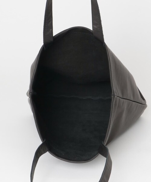 URBAN RESEARCH(アーバンリサーチ)の「AWAK TOTE-grain(トートバッグ・メンズ・BLK-B/BLK-W・One)」の14枚目の写真