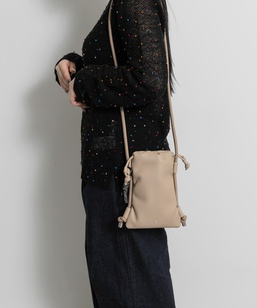 THE GOODLAND MARKET（ザグッドランドマーケット）の「F/CE.　TECH LEATHER MAP POCHETTE（ショルダーバッグ・レディース・Black/Beige/Red/Silver・FREE）」の14枚目の写真