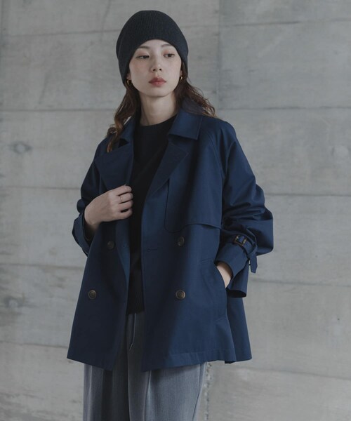 URBAN RESEARCH Sonny Label（アーバンリサーチサニーレーベル）の「撥水ショートトレンチコート（ステンカラーコート・レディース・ベージュ/ネイビー・36/38）」の17枚目の写真
