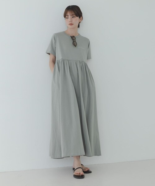 URBAN RESEARCH Sonny Label（アーバンリサーチサニーレーベル）の「『別注』CHAMPION×Sonny Label　ギャザーワンピース（ワンピース・レディース・ブラック/ネイビー/グリーン・Free）」の17枚目の写真