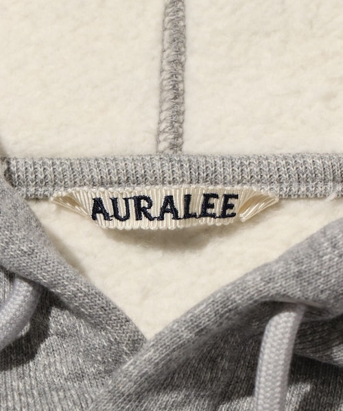 ADAM ET ROPE'(アダムエロペ)の「【AURALEE/オーラリー】SMOOTH SOFT BD SWEAT P/O PARKA(パーカー・メンズ・ブラック/ライトグレー・3/4)」の12枚目の写真