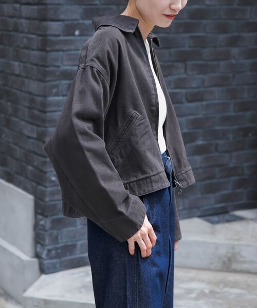 URBAN RESEARCH DOORS（アーバンリサーチドアーズ）の「FORK&SPOON　ガーメントダイツイルジップブルゾン（ブルゾン・レディース・IVORY/CHARCOAL・1）」の18枚目の写真