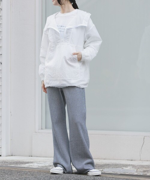 URBAN RESEARCH DOORS(アーバンリサーチドアーズ)の「FORK&SPOON シアーアノラックパーカー(パーカー・レディース・OFF/BLACK・1)」の10枚目の写真