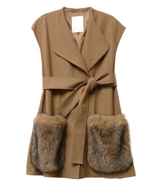 ELENDEEK(エレンディーク)の「FUR POCKET SLEEVELESS CT(テーラードジャケット・レディース・ブラック/キャメル・F)」の2枚目の写真