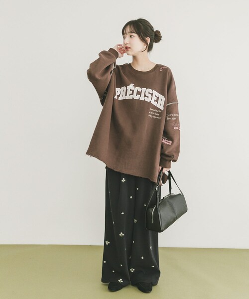 ITEMS URBANRESEARCH（アイテムズ アーバンリサーチ）の「裏起毛刺繍ロゴスウェット（スウェット・レディース・OML/BRN/L.PNK・FREE）」の18枚目の写真