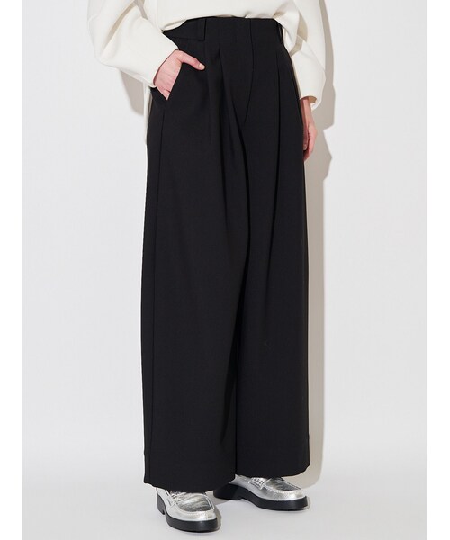 ELENDEEK（エレンディーク）の「TUCK WIDE REG PT（その他パンツ・レディース・オフホワイト/ブラック/ブラウン/モカ・01/02）」の7枚目の写真