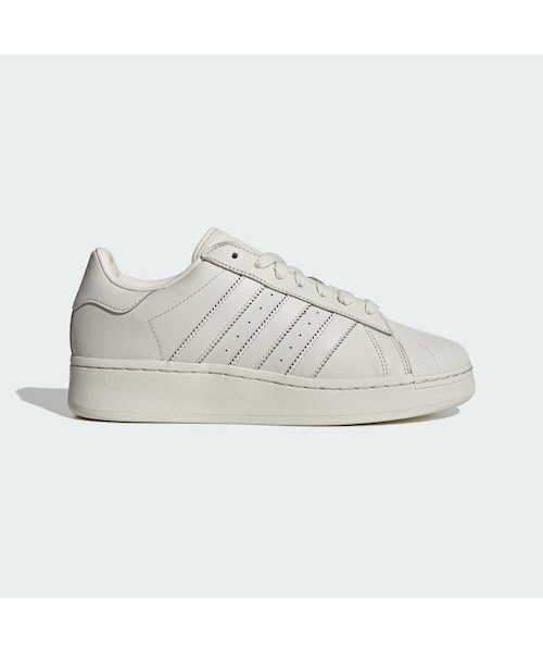 adidas（アディダス）の「スーパースター XLG / Superstar XLG（シューズ・メンズ・グレー/グリーン・26.0cm/23.0cm/26.5cm/27.0cm/27.5cm/28.0cm/23.5cm/24.0cm/24.5cm/25.0cm/25.5cm/28.5cm/29.0cm/30.0cm/22.5cm/31.0cm/32.0cm/22.0cm/29.5cm/30.5cm/31.5cm/32.5cm/33.5cm/34.5cm/35.5cm/36.5cm）」の3枚目の写真