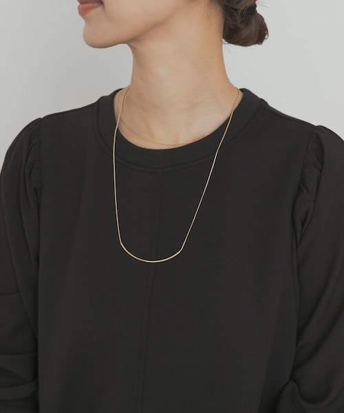 URBAN RESEARCH DOORS（アーバンリサーチドアーズ）の「カーブスライドネックレス（ネックレス・レディース・GOLD/SILVER・one）」の2枚目の写真