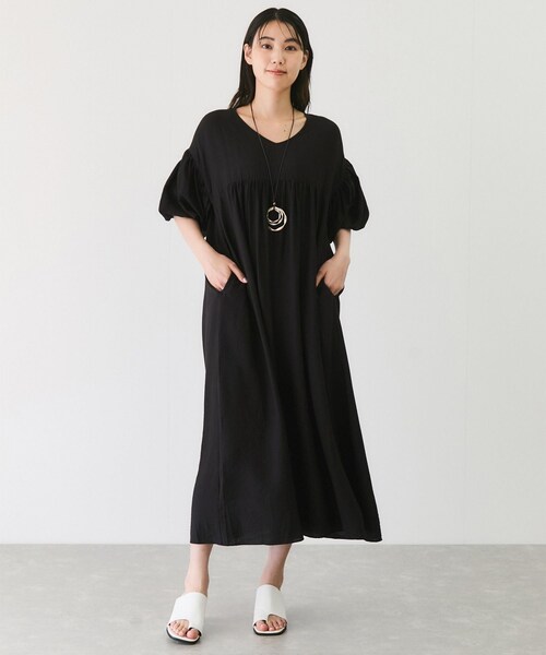 Jayro(ジャイロ)の「袖ボリュームワンピース(ワンピース・レディース・ブラック/ブルー/ピンク・F)」の5枚目の写真