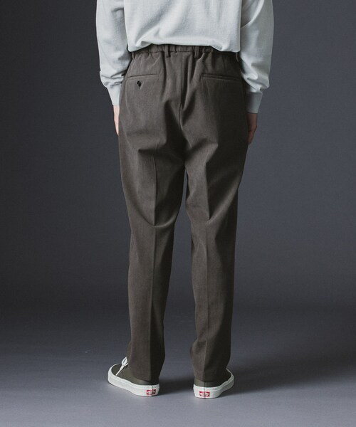 URBAN RESEARCH DOORS（アーバンリサーチドアーズ）の「LIFE STYLE TAILOR　コーデュロイコンフォータブルパンツ（スラックス・メンズ・NAVY GRAY/MOCHA・S/M/L/XL）」の17枚目の写真