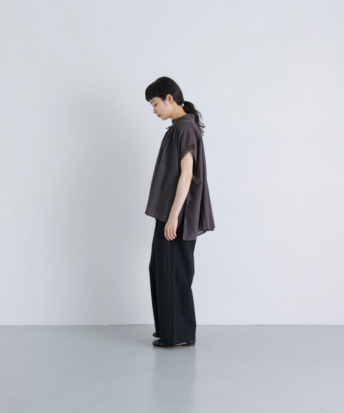 かぐれ(カグレ)の「SOIL COTTON VOILE GATHERED SHIRTS(シャツ/ブラウス・レディース・WHT/CCR・1)」の12枚目の写真