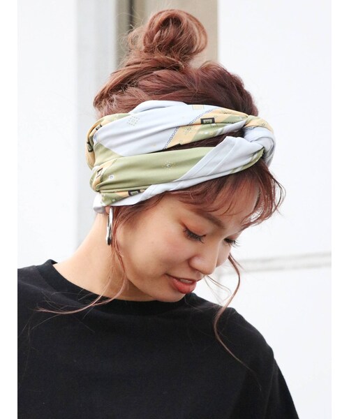 Ungrid（アングリッド）の「モチーフプリント大判スカーフ（マフラー・レディース・アイボリー/ブルー・F）」の9枚目の写真