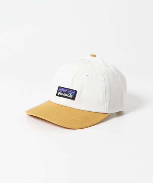 URBAN RESEARCH DOORS(アーバンリサーチドアーズ)の「patagonia P-6 Label Trad Cap(キャップ・メンズ・BCW/BLK/UTB・one)」の1枚目の写真