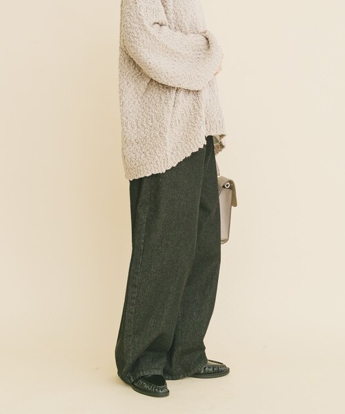 ITEMS URBANRESEARCH（アイテムズ アーバンリサーチ）の「デニムコクーンパンツ（デニムパンツ・レディース・WASHBLU/BLK・S/M）」の5枚目の写真