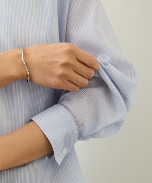 ROPE'(ロペ)の「キュプラコットン クロップドシャツブラウス/イージーケア(シャツ/ブラウス・レディース・ホワイト系/ブルー系・F)」の8枚目の写真