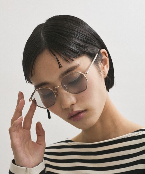 ADAM ET ROPE'（アダムエロペ）の「オクタゴンメタルフレームUVカットグラス（サングラス・レディース・ブラウン/ベージュ・F）」の5枚目の写真