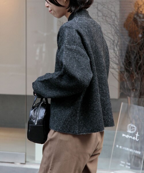 URBAN RESEARCH DOORS(アーバンリサーチドアーズ)の「FORK&SPOON 両畦ストライプニット(ニット/セーター・レディース・GRYxOFF/BLKxGRY/BLUxOFF・1)」の7枚目の写真