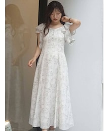 MERCURYDUO | ラッフルオープンスリーブフラワーワンピース(ワンピース)