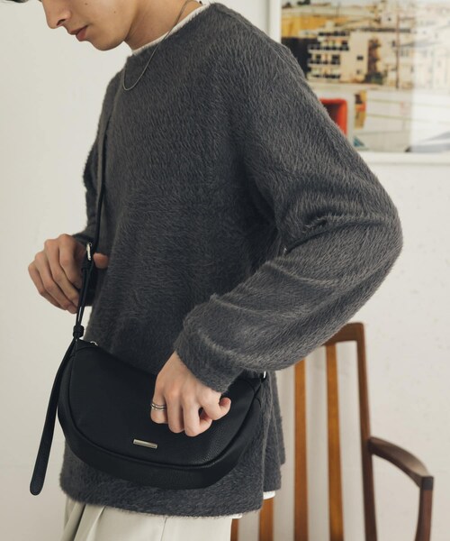 SENSE OF PLACE by URBAN RESEARCH（センスオブプレイスバイアーバンリサーチ）の「FLラウンドショルダーバッグ（ショルダーバッグ・メンズ・BLACK/BROWN・One）」の3枚目の写真