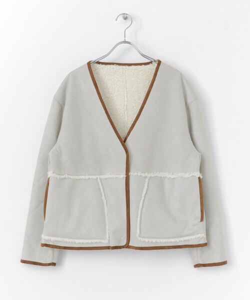 ITEMS URBANRESEARCH(アイテムズ アーバンリサーチ)の「フェイクムートンリバーシブルショートコート∴(ムートンコート・レディース・KHK/NVY/L.GRY・FREE)」の1枚目の写真