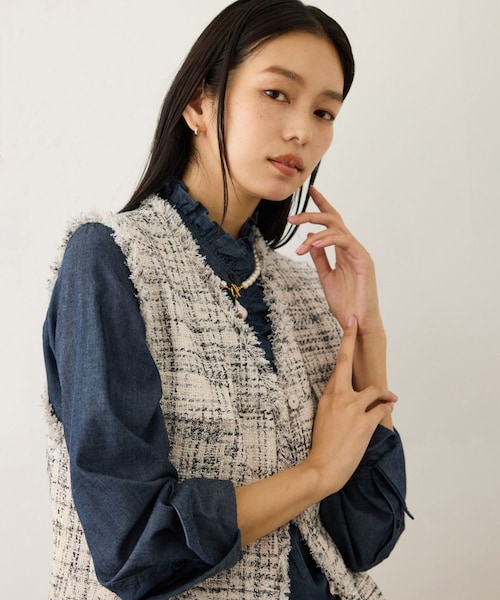 ROPE'（ロペ）の「ツイードVネックジレ（ベスト・レディース・キナリ系/サックス・F）」の2枚目の写真