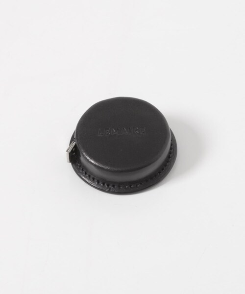 URBAN RESEARCH(アーバンリサーチ)の「LEMAIRE MOLDED TAPE NECKLACE(ネックレス・メンズ・BLK BK999・One)」の7枚目の写真