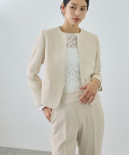 ROPE'(ロペ)の「トリアセダブルクロス クルーネックジャケット/イージーケア・セットアップ対応・26SS(ノーカラージャケット・レディース・ベージュ/ネイビー・36/38/40)」の7枚目の写真