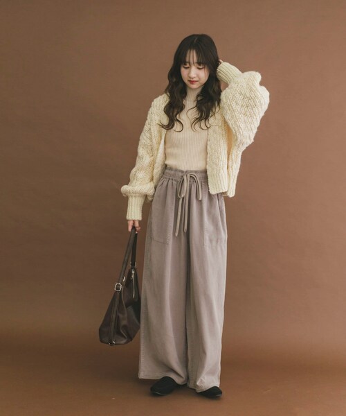 ITEMS URBANRESEARCH（アイテムズ アーバンリサーチ）の「ウールミックスボリュームカーディガン（カーディガン/ボレロ・レディース・IVO/NVY・Free）」の10枚目の写真