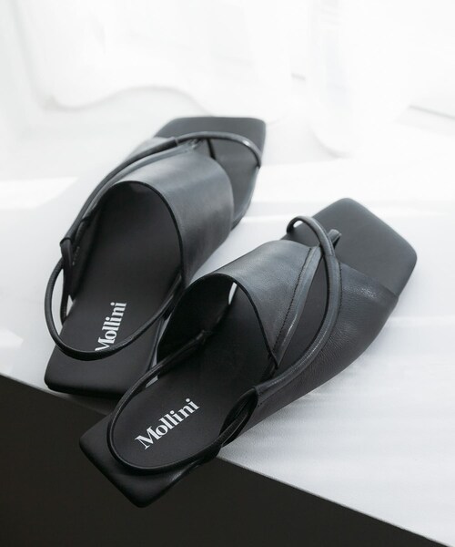 URBAN RESEARCH ROSSO（アーバンリサーチロッソ）の「Mollini　クロスフラットサンダル（サンダル・レディース・BLACK/WHITE・36/37/38）」の12枚目の写真