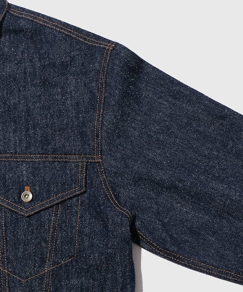 ADAM ET ROPE'(アダムエロペ)の「【Cale/カル】cotton silk denim Trucker(デニムジャケット・メンズ・ネイビー・2/3)」の6枚目の写真