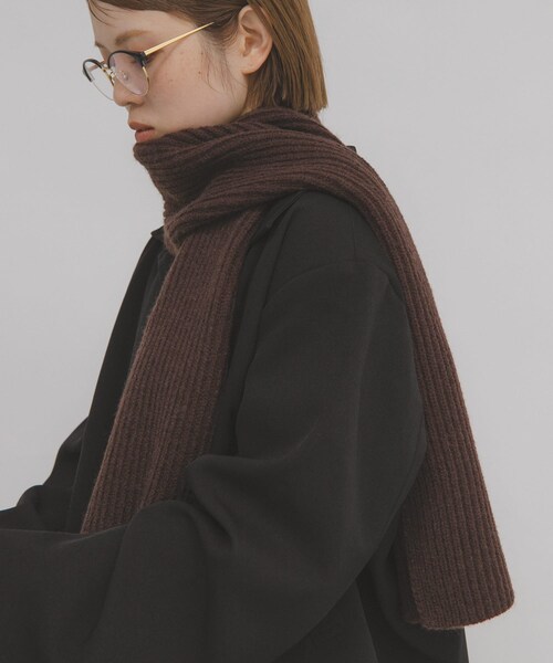 KBF（ケイビーエフ）の「リブニットマフラー（マフラー・レディース・IVORY/L.BLUE/BROWN・one）」の11枚目の写真