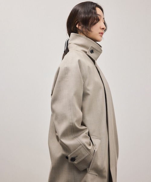 ADAM ET ROPE'(アダムエロペ)の「【サステナブル】バルマカーンマキシコート(ステンカラーコート・レディース・ベージュ・36/38)」の8枚目の写真