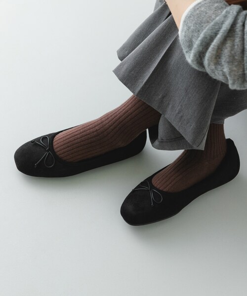 RODE SKO（ロデスコ）の「撥水フラッフィーバレエシューズ（バレエシューズ・レディース・BLACK/DARK BROWN/MOCHA・36/37/38/39）」の22枚目の写真