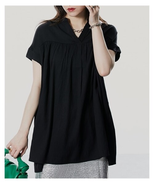 nissen（ニッセン）の「スキッパー衿ゆったりサイズチュニック ［Soiunique］（シャツ/ブラウス・レディース・サックス/ブラック/キナリ(新色)/ベージュ(新色)・M/L）」の5枚目の写真