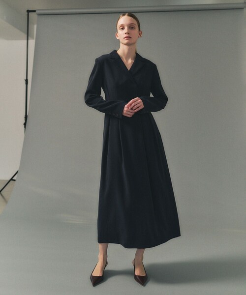 ROPE'(ロペ)の「【一部店舗限定】【REALM(レルム)】LONG-SLEEVE DRESS|ドレス 26SS(ドレス・レディース・ネイビー/ベージュ・36/38)」の14枚目の写真