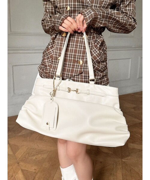 RESEXXY（リゼクシー）の「ビットポイントビッグシルエットバッグ（ハンドバッグ・レディース・アイボリー/ブラック/ピンク・F）」の4枚目の写真