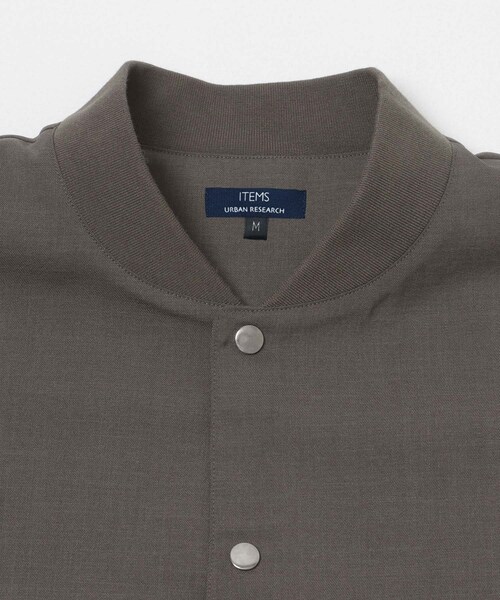 ITEMS URBANRESEARCH(アイテムズ アーバンリサーチ)の「『イージーケア/吸水速乾/接触冷感』高機能ドライタッチスナップブルゾン(楽着シリーズ)(ブルゾン・メンズ・KHK/GRY/SUMI-KURO/BEG・M/L)」の12枚目の写真