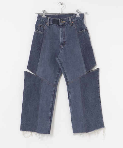 THE GOODLAND MARKET（ザグッドランドマーケット）の「77circa　make four cutback bias slit denim pants（デニムパンツ・レディース・blue1/black1/black2/blue2・28）」の4枚目の写真