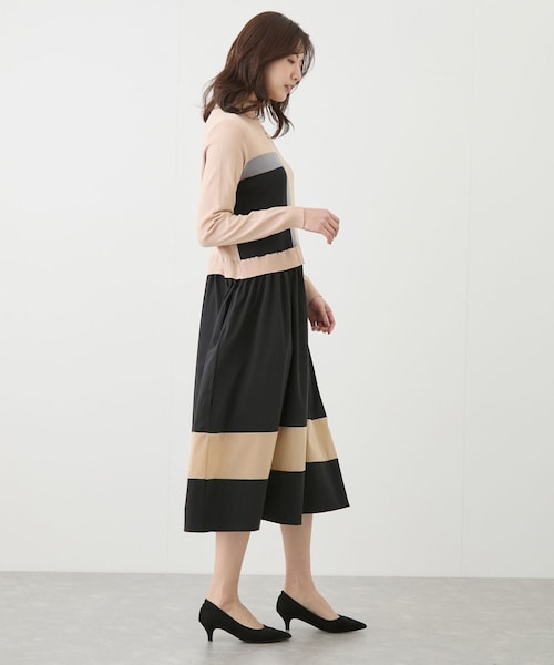 Jayro（ジャイロ）の「ニットドッキング配色ワンピース（ワンピース・レディース・ブラック/ベージュ/ブルー系・F）」の7枚目の写真