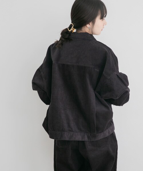 ITEMS URBANRESEARCH（アイテムズ アーバンリサーチ）の「コーデュロイジャケット（カバーオール・レディース・ECRU/CHA/CHERRY・Free）」の18枚目の写真