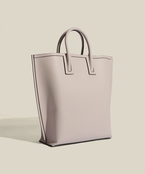 ROPE'(ロペ)の「【E'POR】【WEB限定】Ree BAG Large/A4対応・通勤・軽量・26SS(トートバッグ・レディース・ブラック/ライトグレー/ベージュ/グリーン系/ラベンダー・F)」の4枚目の写真