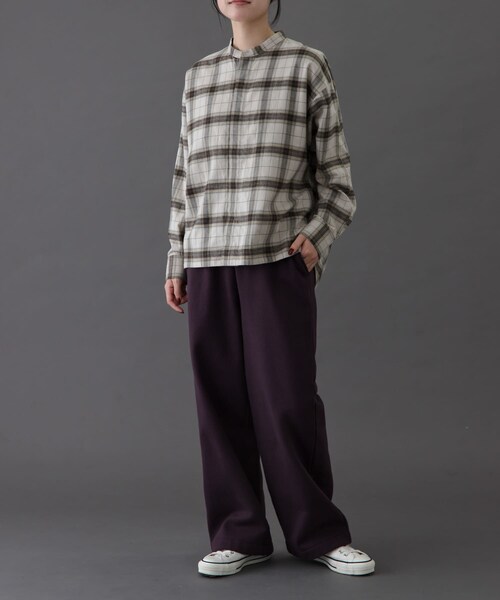URBAN RESEARCH DOORS（アーバンリサーチドアーズ）の「FORK&SPOON　ブラッシュドチェックシャツ（シャツ/ブラウス・レディース・BLACK CHK/BEIGE CHK・1）」の19枚目の写真