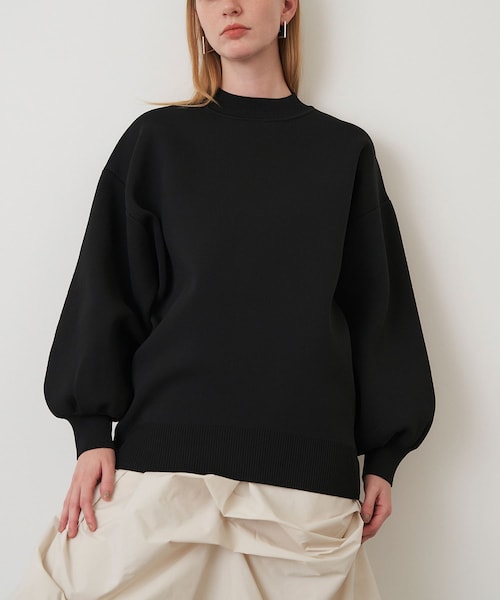 URBAN RESEARCH ROSSO（アーバンリサーチロッソ）の「ELENDEEK　FORM SLEEVE OVER KNIT（ニット/セーター・レディース・YLW/OWHT/BLACK/PPL・FREE）」の2枚目の写真