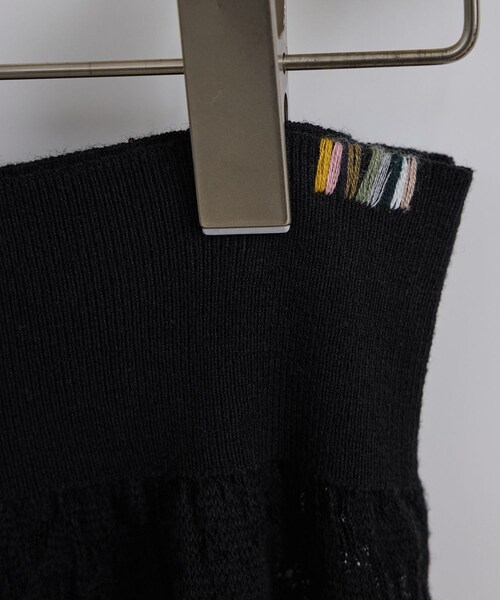 ADAM ET ROPE'(アダムエロペ)の「【extreme cashmere(エクストリーム・カシミア)】kelly ニットスカート(スカート・レディース・ブラック/ホワイト・F)」の14枚目の写真