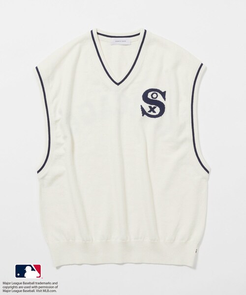 ADAM ET ROPE'（アダムエロペ）の「【MLB COLLECTION BY JUN】クラシックロゴニットベスト（ベスト・メンズ・ブラック/ホワイト/ブラウン・L/M）」の4枚目の写真