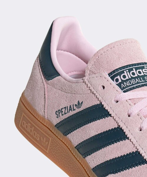 ADAM ET ROPE'（アダムエロペ）の「【adidas(アディダス)】 HANDBALL SPEZIAL W（スニーカー・レディース・ベージュ/ピンク・23/24/25）」の11枚目の写真